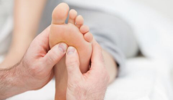 Hội chứng chân không yên: Kẻ thù của giấc ngủ trọn vẹn? 