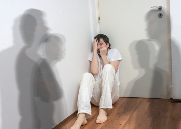 Rối loạn Phổ Tự kỷ ở người lớn: Nguyên nhân và dấu hiệu 